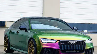 Audi RS 7 im Flip-Flop-Kleid von Autoflex