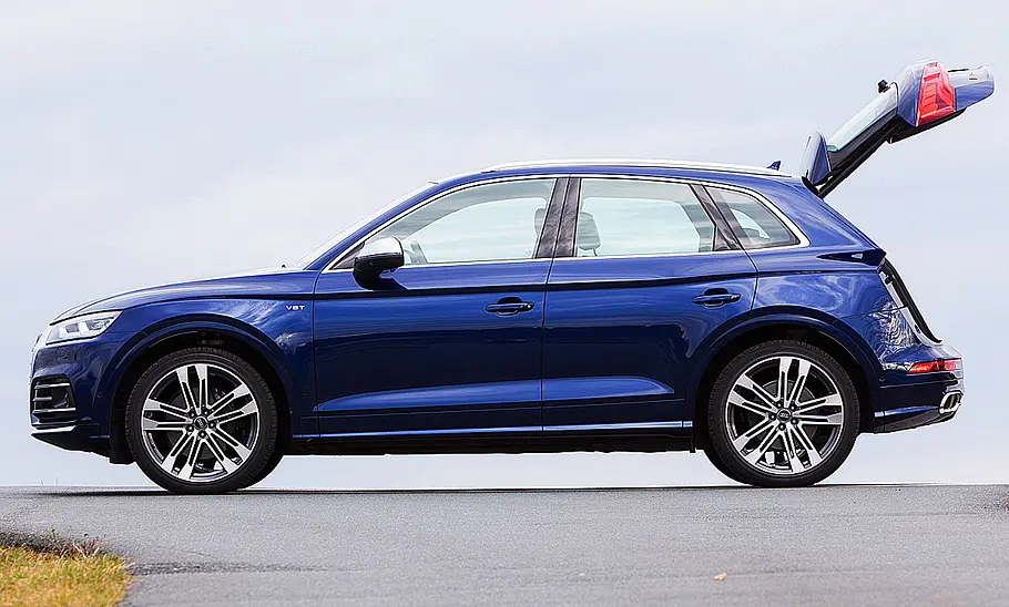 Audi SQ5 3.0 TFSI quattro Audi SQ5 3.0 TFSI quattro