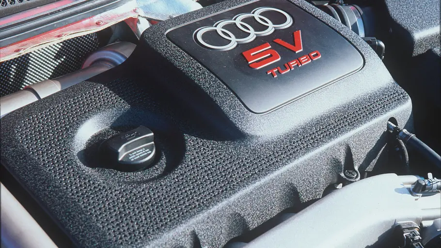 Der Motor des Audi S3