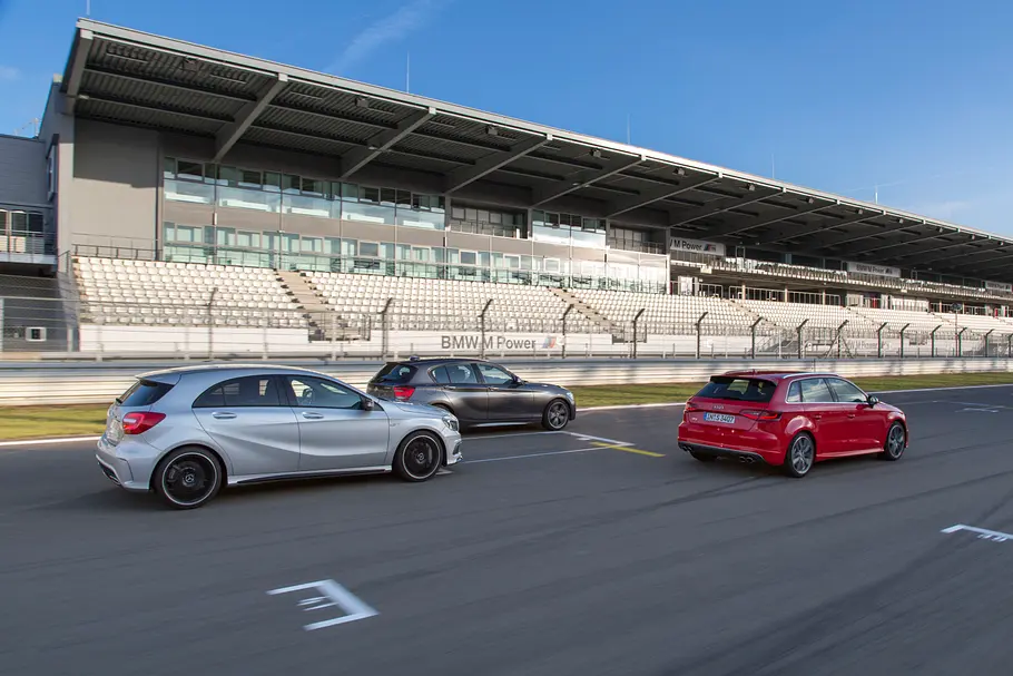 Audi S3 Sportback BMW M135i xDrive Mercedes A 45 AMG 4Matic Vergleichstest Kompaktsportler 2013 Bilder Handling