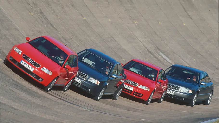 Audi S3, S6, S4 und S8 stehend von vorne