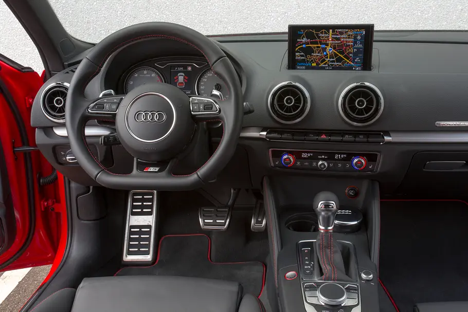 Audi S3 Sportback Vergleichstest Kompaktsportler 2013 Bilder Cockpit