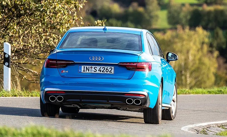 Audi S4