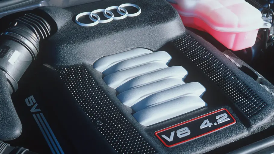 Der Motor des Audi S6 und S8