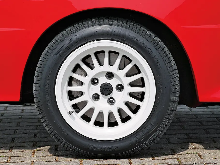 Audi Sport quattro Audi Sport quattro Vergleich Kaufberatung Bilder technische Daten Räder