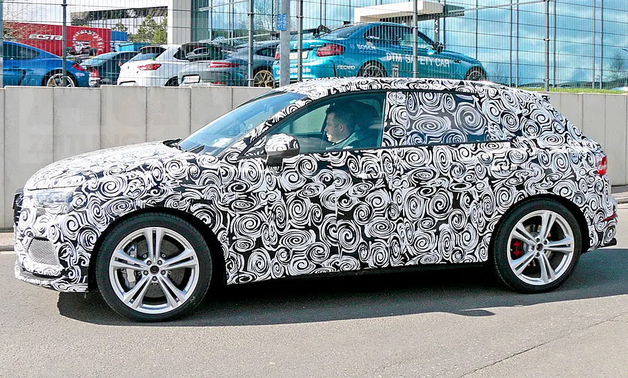 Audi SQ3 (2019)