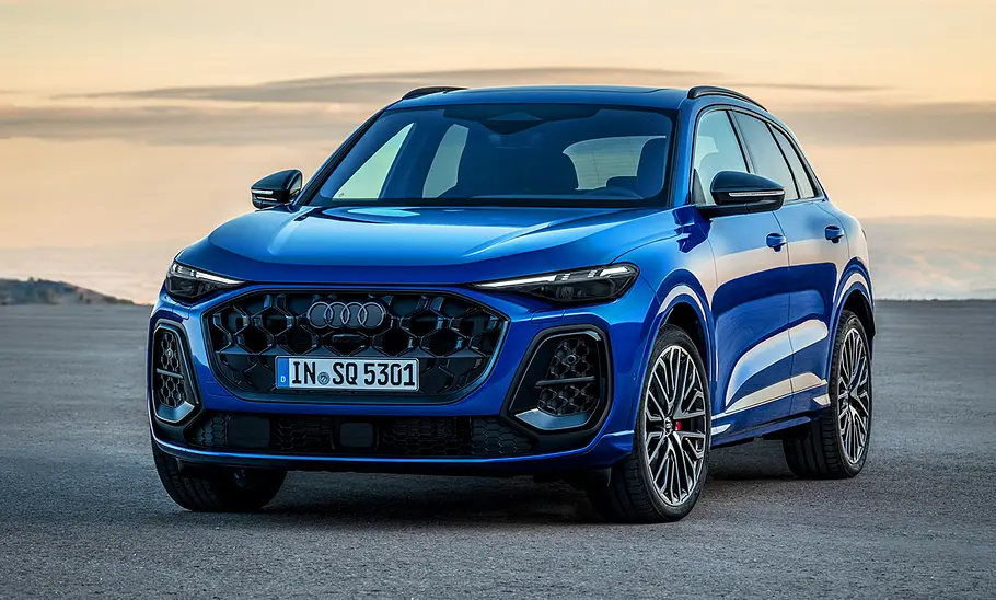 Audi SQ5 (2025) Außenansicht von schräg vorne auf den Audi SQ5 (2025).