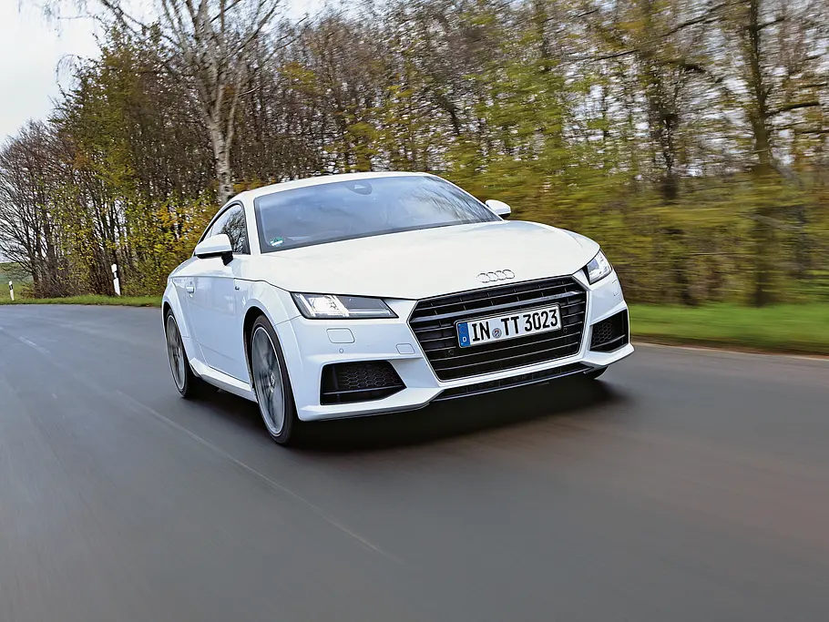 Einzeltest: Audi TT Coupé 2.0 TDI ultra Audi TT Coupé 2.0 TDI ultra 2015 Test Bilder technische Daten