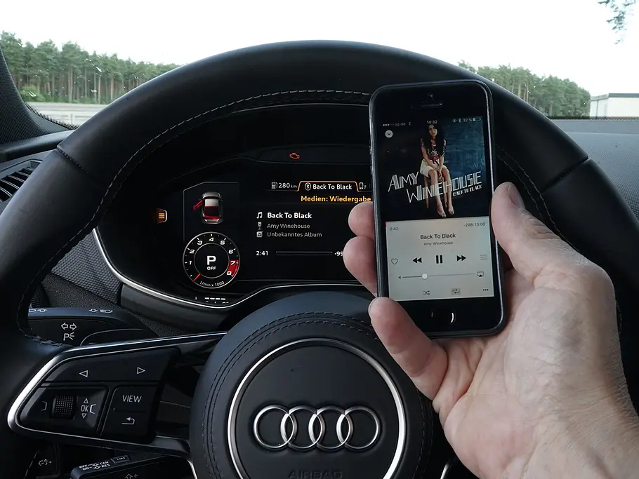 Audi TTS Coupé (2016) Audi TTS Coupé (2016)