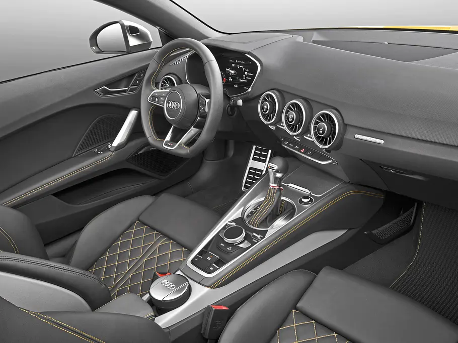 Audi TTS Roadster quattro S tronic Fahrbericht Cabrio Cockpit