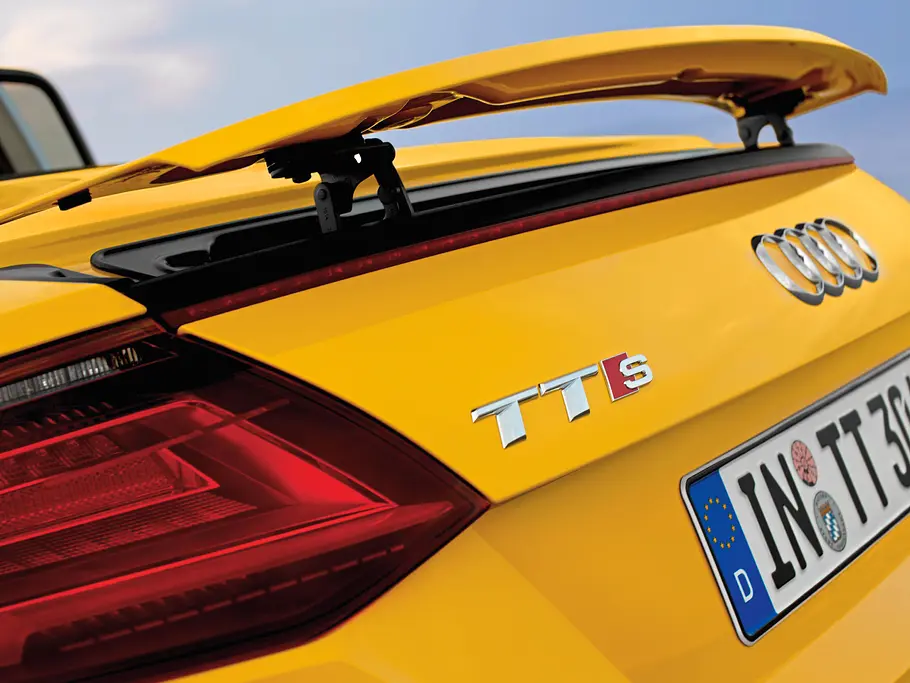 Audi TTS Roadster quattro S tronic Fahrbericht Cabrio