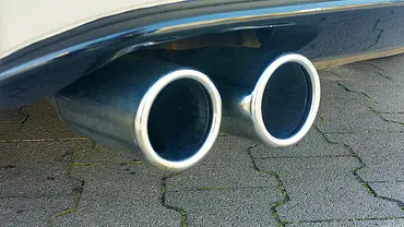 Auspuffpflege - Foto: AUTO ZEITUNG