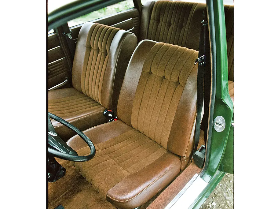 Austin Maxi Bilder technische Daten Oldtimer Sitze