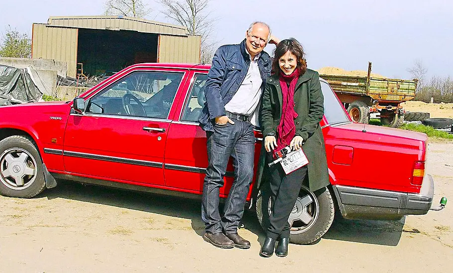 Volvo 760 Der Volvo 760 statisch von der Seite fotografiert.