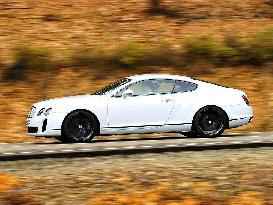 Bentley Continental Supersports Bentley Continental Supersports: Die Spitzengeschwindigkeit beträgt 329 km/h