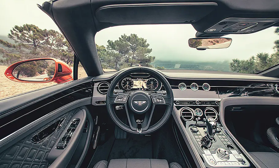 Bentley Continental GTC (2019)