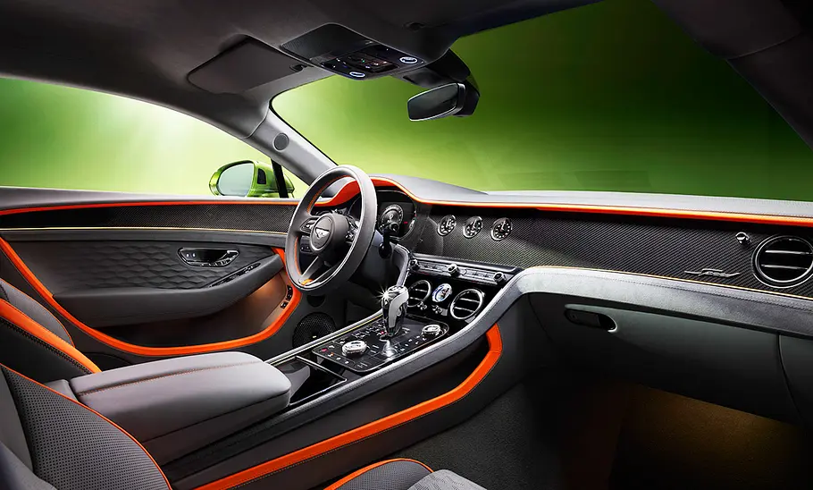 Bentley Continental GT Facelift (2024); Interieur; Innenraum; Cockpit; Lenkrad; Armaturen