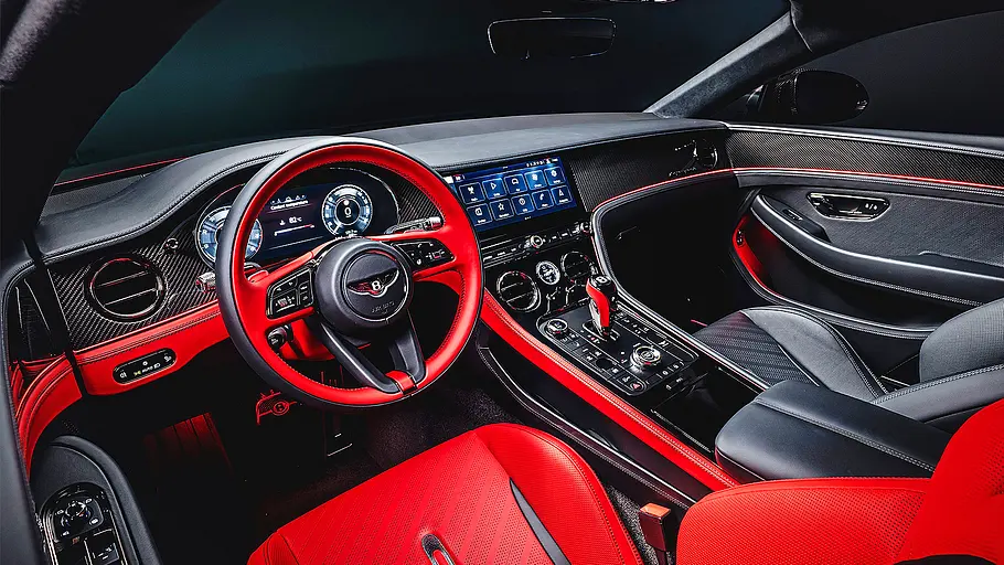 Blick auf die Armaturen im Innenraum des Bentley Continental Supersports (2027).