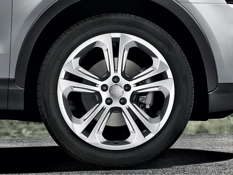 Die Ausstattung Bilder Audi Q3 2013 Kaufberatung Ausstattung Felgen 19 Zoll