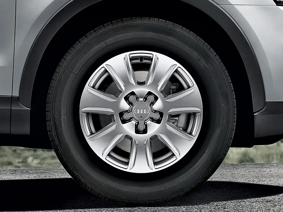 Die Ausstattung Bilder Audi Q3 2013 Kaufberatung Ausstattung Felgen 16 Zoll