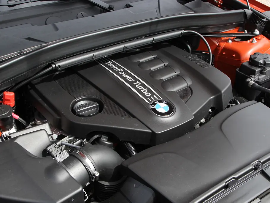 BMW X1 xDrive 20d BMW X1 xDrive 20d SUV-Vergleich 2012 Motor