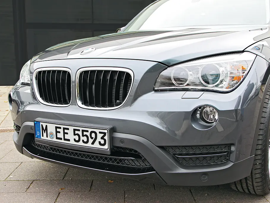 Bilder BMW X1 Kaufberatung 2014 Front Sport Line