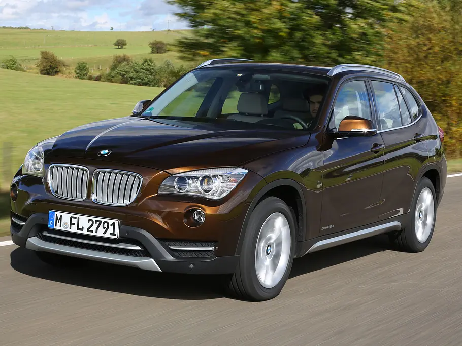 BMW X1 xDrive18d Bilder BMW X1 xDrive18d 2012 Kompakt SUV-Vergleich