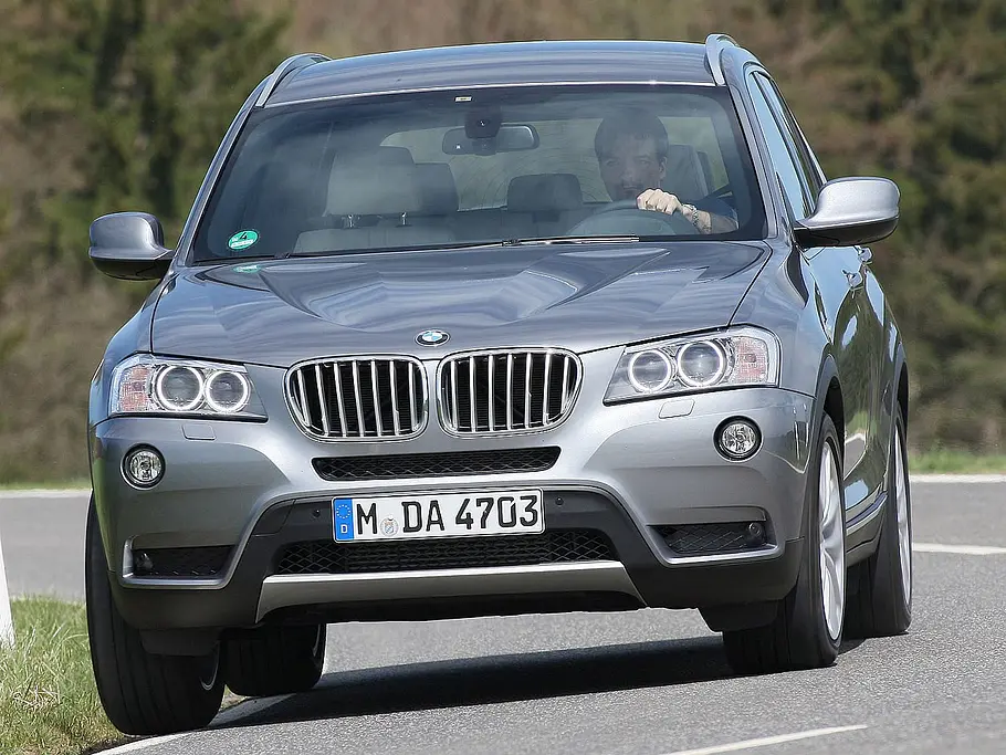 Bilder BMW X3 xDrive30d Fahrdynamik