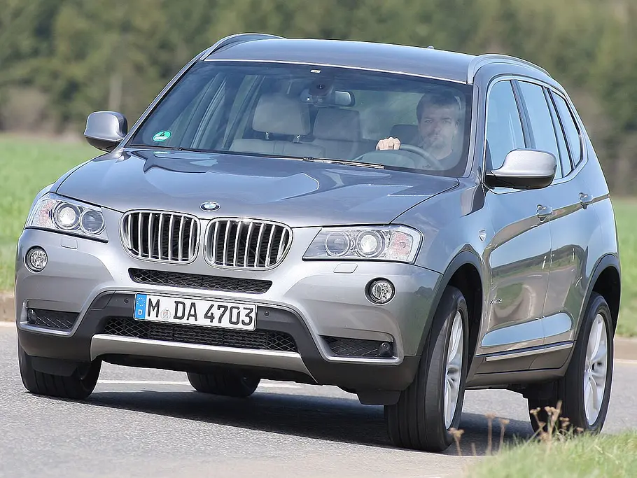 Bilder BMW X3 xDrive30d Lenkung