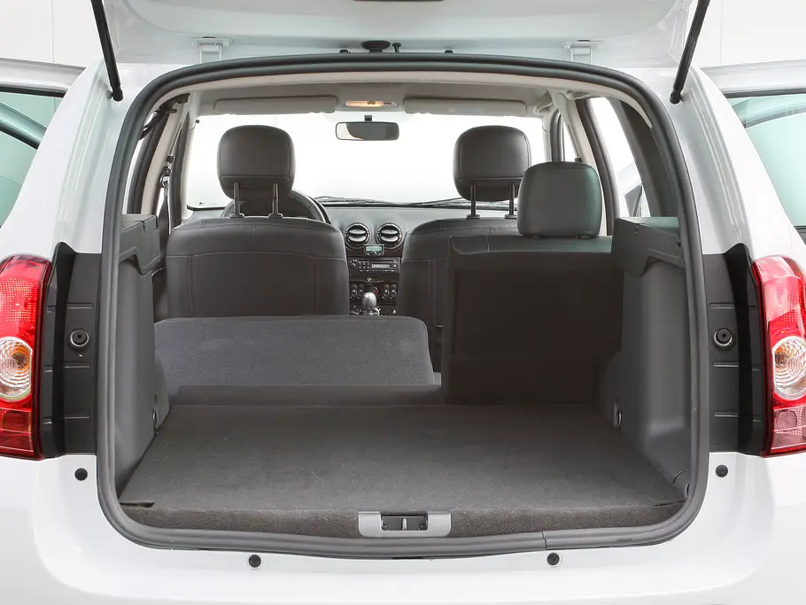 Dacia Duster dCi 110 4x4 Bilder Dacia Duster dCi 110 4x4 2012 Kompakt SUV-Vergleich Kofferraum