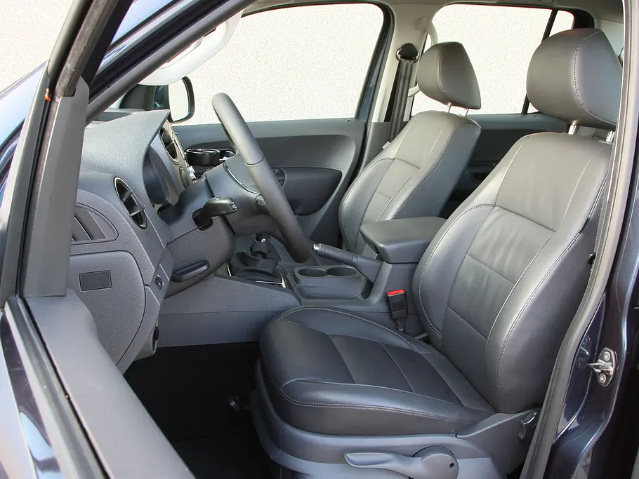 Bilder Faszination Auto Pick-ups VW Amarok Sitze