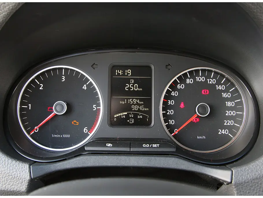 Bilder Faszination Auto Pick-ups VW Amarok Kombiinstrument Verbrauch