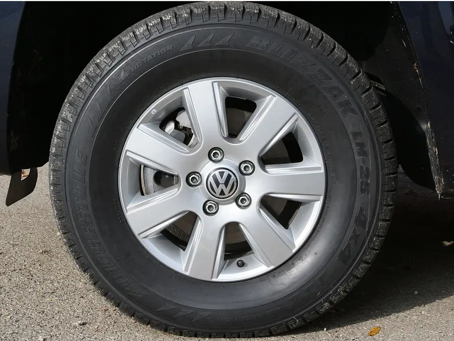 Bilder Faszination Auto Pick-ups VW Amarok Reifen