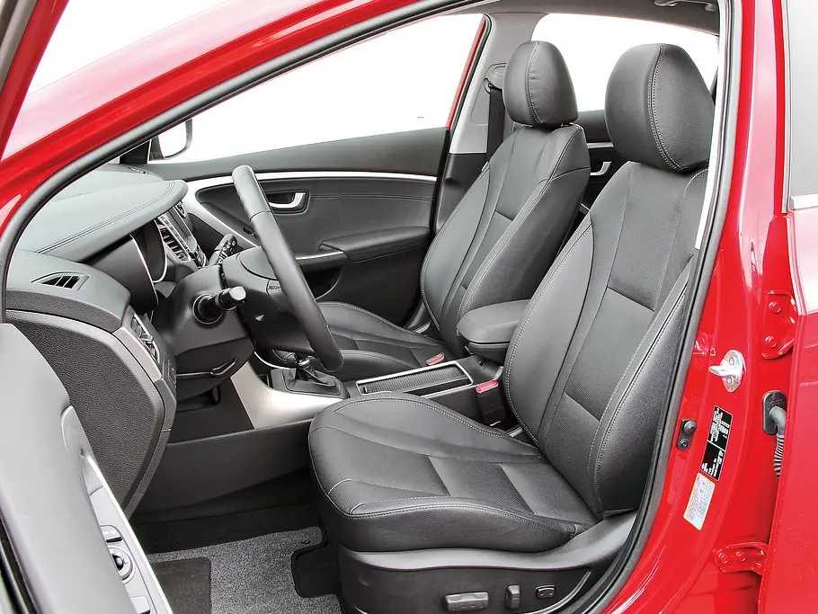 Bilder Hyundai i30 1.4 Vergleichstest Kompaktklasse Platzangebot