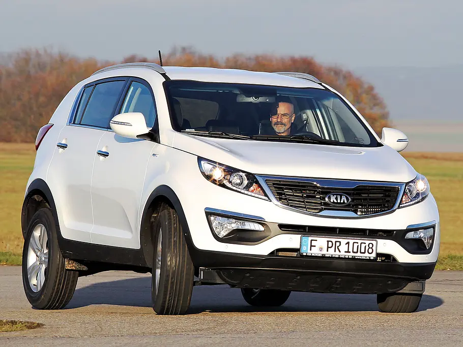 Bilder Kia Sportage 2.0 CRDi AWD Kühlergrill Rundumsicht