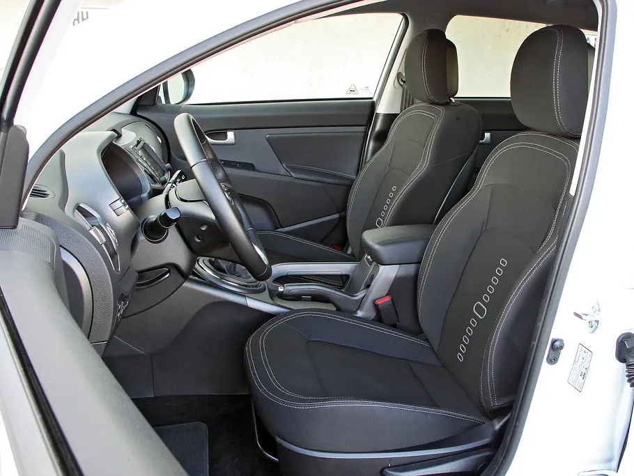 Bilder Kia Sportage 2.0 CRDi AWD Sitze Komfort