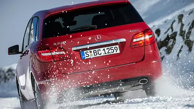 Bilder Mercedes B-Klasse 4MATIC Kompaktklasse Allrad