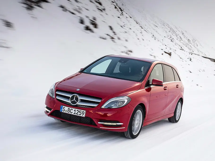 Mercedes B-Klasse 4MATIC Bilder Mercedes B-Klasse 4MATIC Kompaktklasse Allrad
