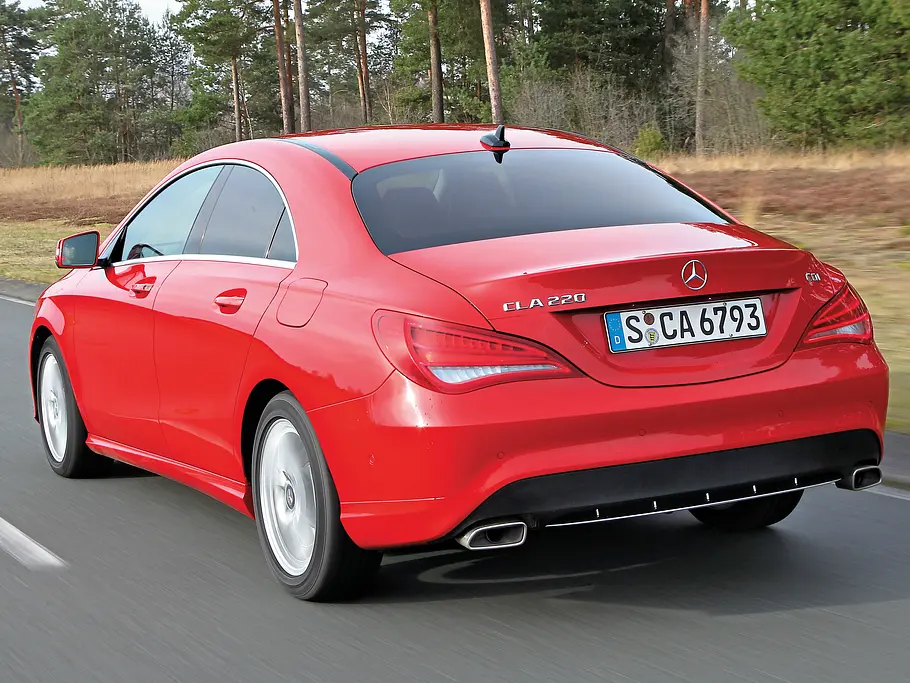 Bilder Mercedes CLA 200 CDI Kompaktklasse-Vergleich Handling