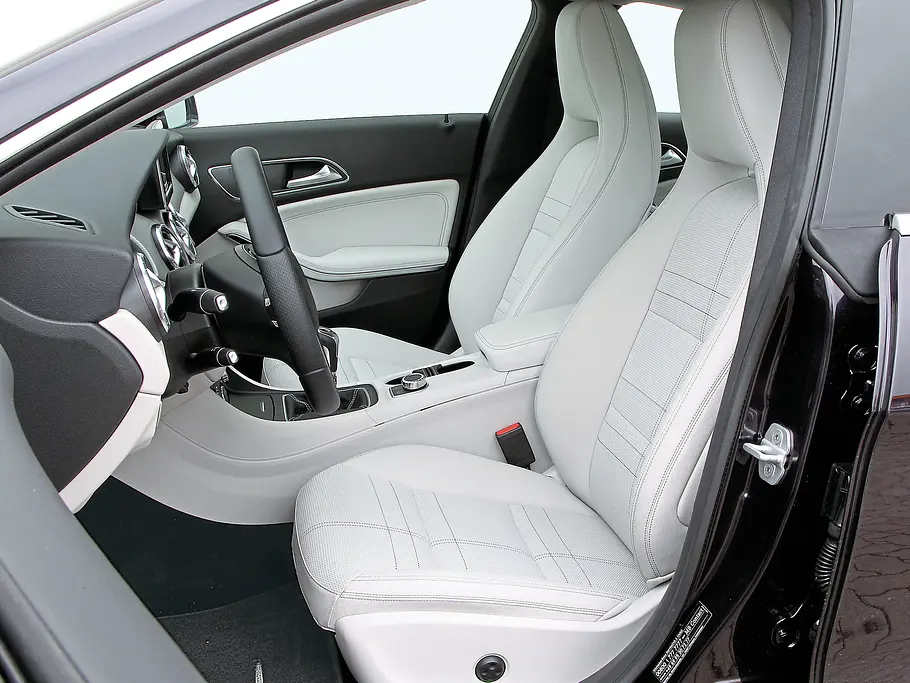 Bilder Mercedes CLA 200 CDI Kompaktklasse-Vergleich Sitze