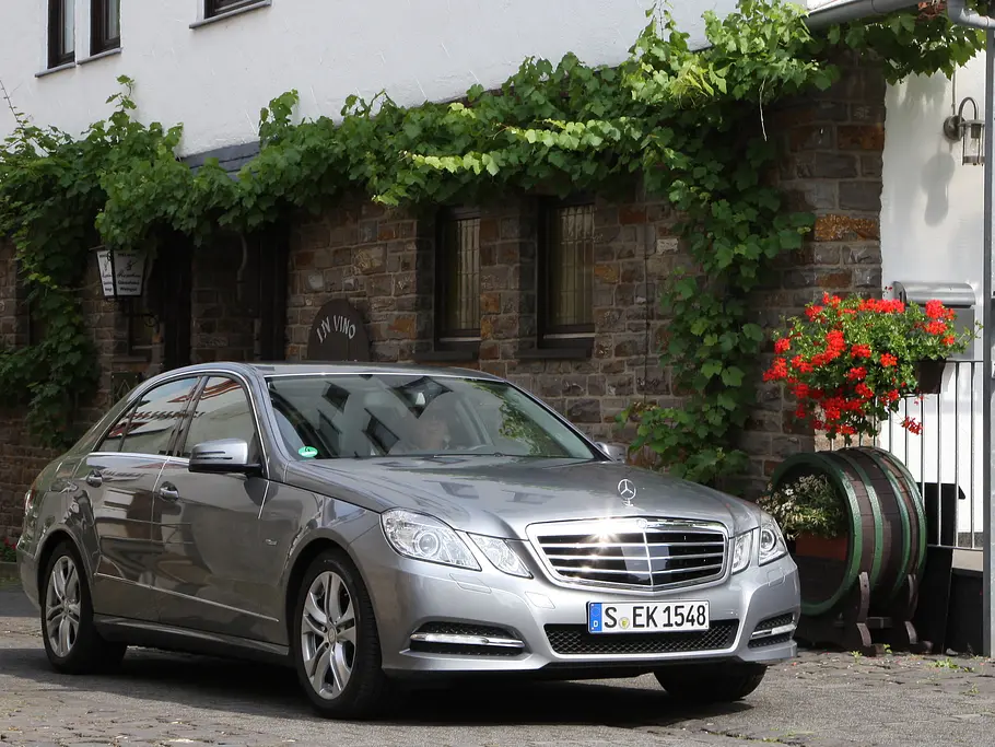 Bilder Mercedes E 300 BlueTEC HYBRID Einzeltest Strom-Modus