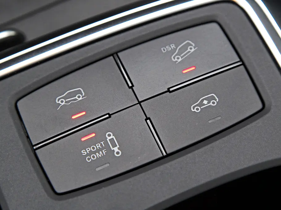 Bilder Mercedes ML 350 BlueTEC 4MATIC Oberklasse-SUV Airmatic Luftfederung