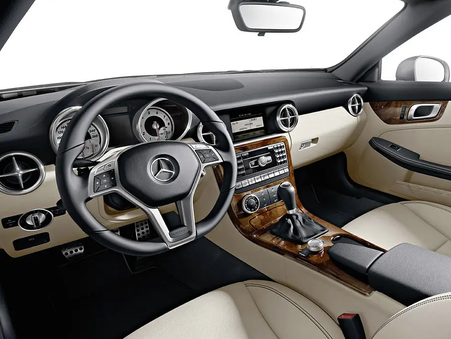 Mercedes SLK 250 BlueEFFICIENCY Bilder Mercedes SLK 250 BlueEFFICIENCY Innenraum