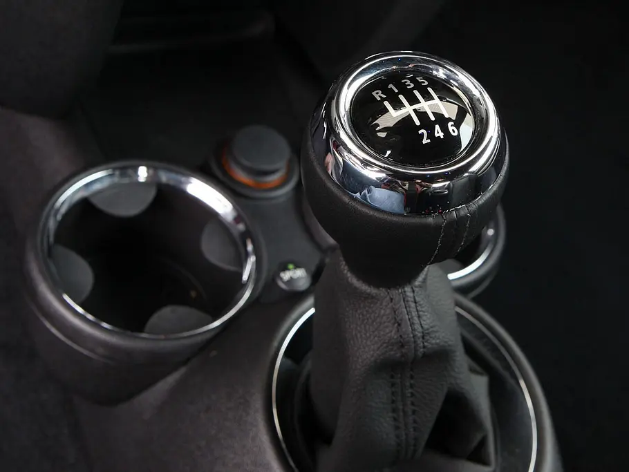 Bilder Mini Cooper SD Getriebe