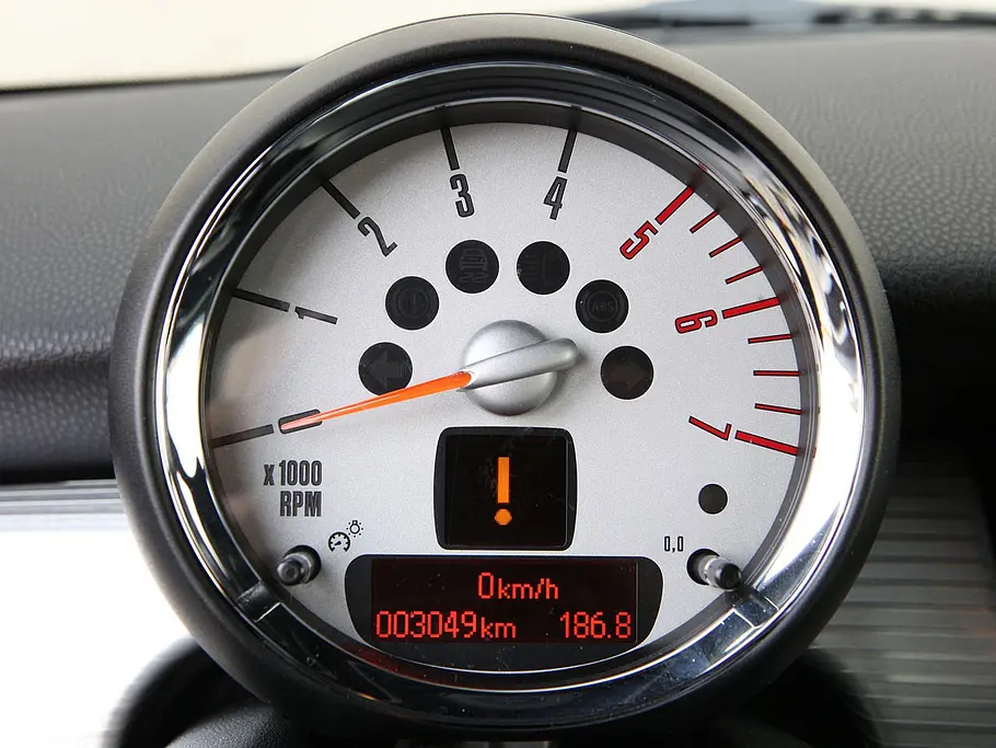 Bilder Mini Cooper SD Drehzahlmesser