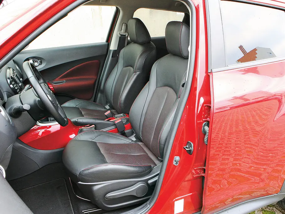 Bilder Nissan Juke 1.6 DIG-T 4x2 2013 Langzeit Test Sitze