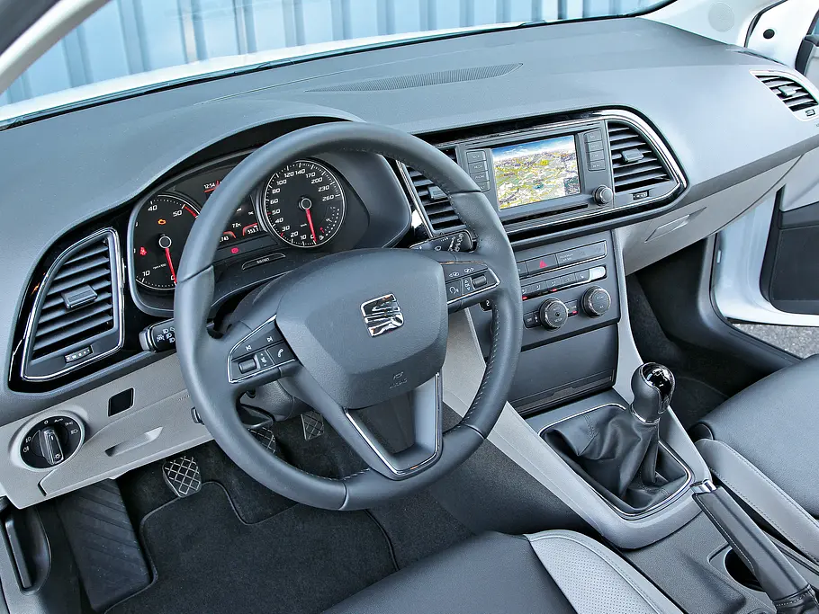 Seat Leon: Kaufberatung Bilder Seat Leon Aufsteiger Kauftipp Cockpit