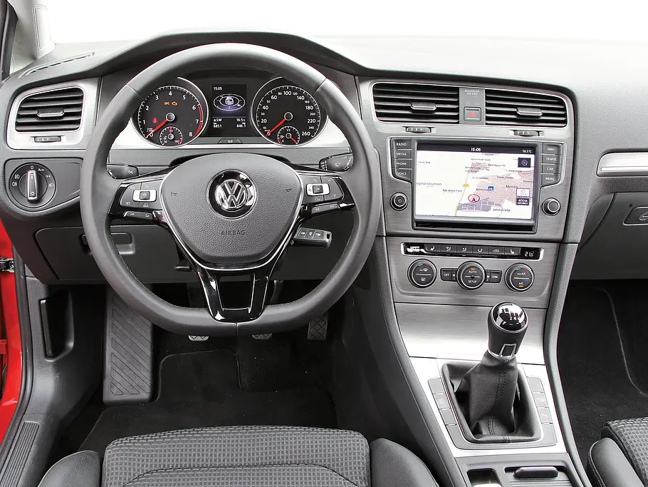 Bilder VW Golf 1.2 TSI BMT Vergleichstest Kompaktklasse Innenraum