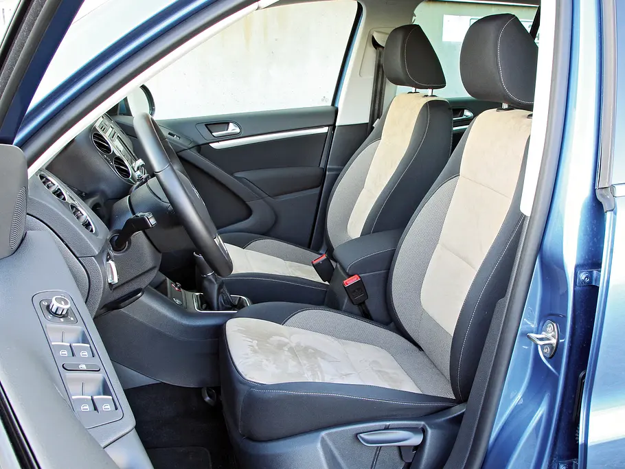 Bilder VW Tiguan 2.0 TDI 4MOTION BlueMotion Technology Sportsitze