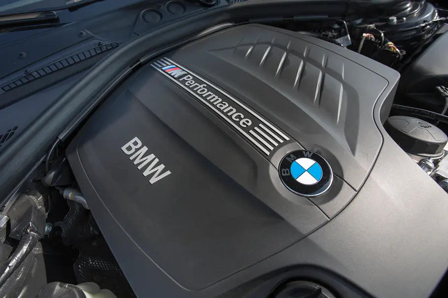 BMW M135i xDrive Vergleichstest Kompaktsportler 2013 Bilder Komfort Motor